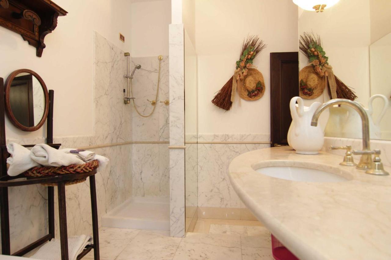 L'Arrocco Bed And Breakfast Marina Di Carrara Zewnętrze zdjęcie