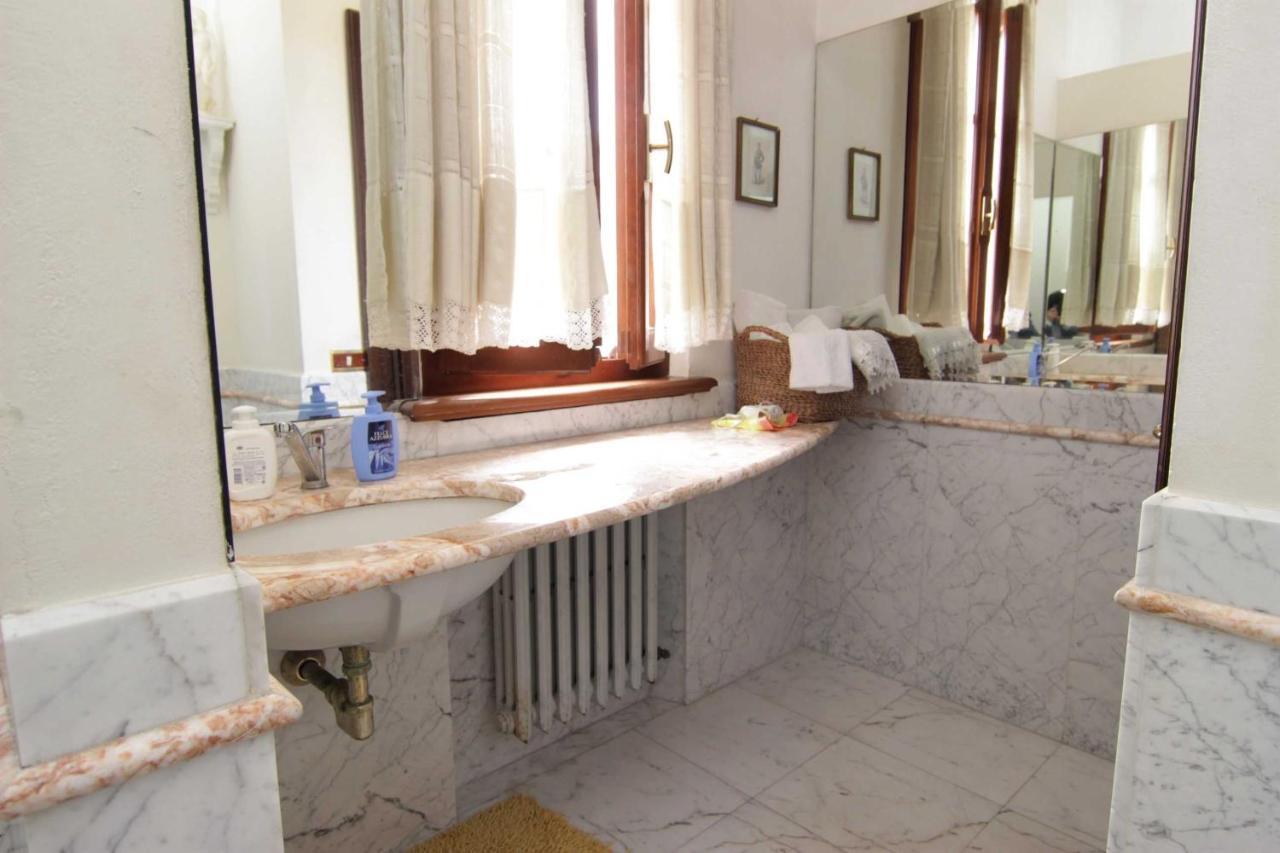 L'Arrocco Bed And Breakfast Marina Di Carrara Zewnętrze zdjęcie