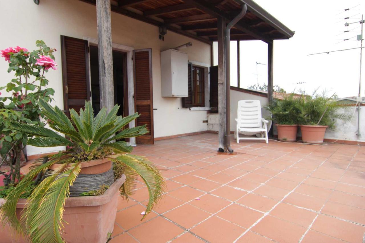 L'Arrocco Bed And Breakfast Marina Di Carrara Zewnętrze zdjęcie